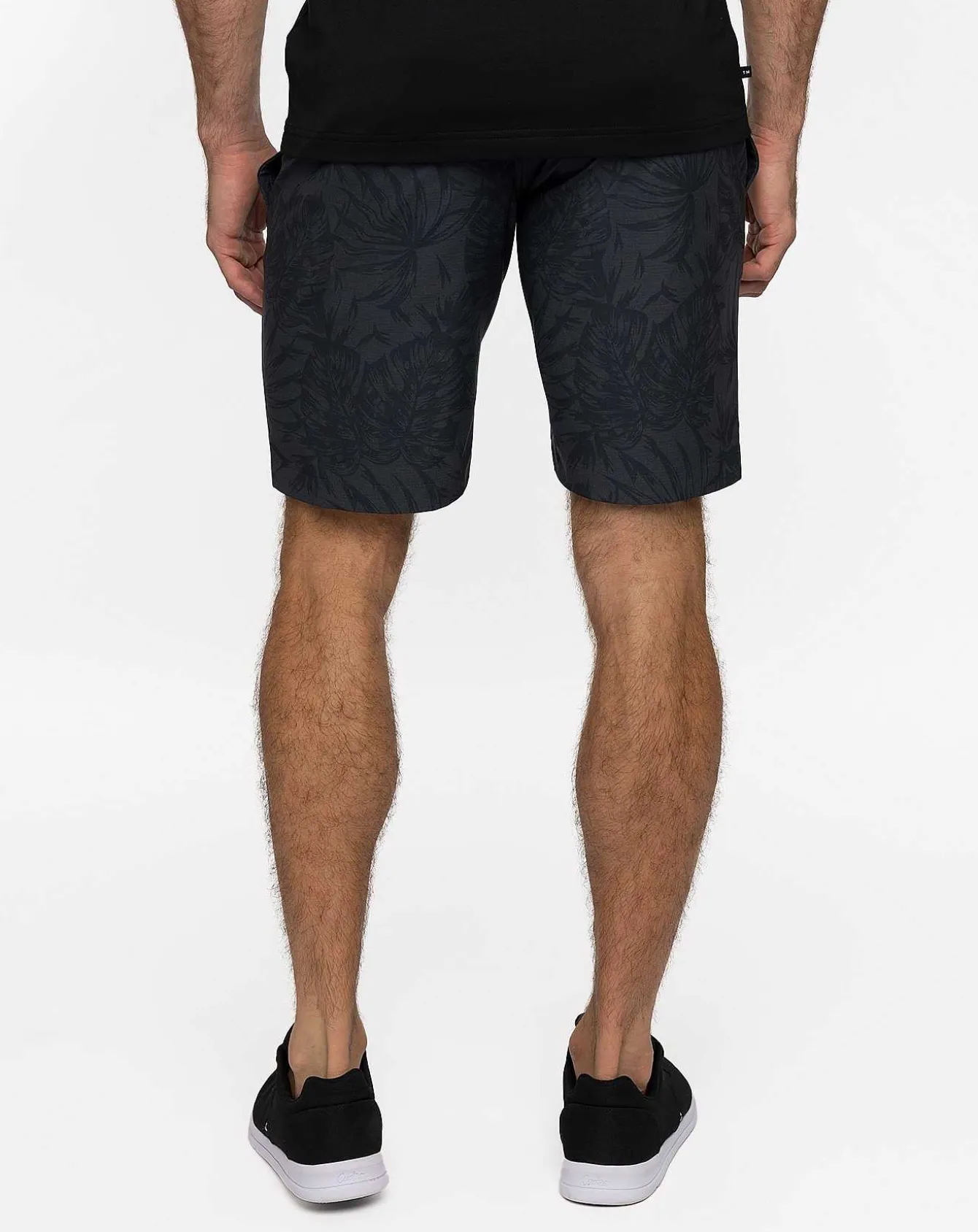 Barefoot Summer Short 9In
