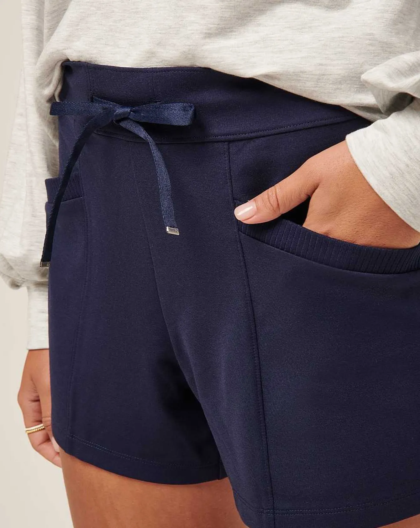 Friday Ponte Pocket Short