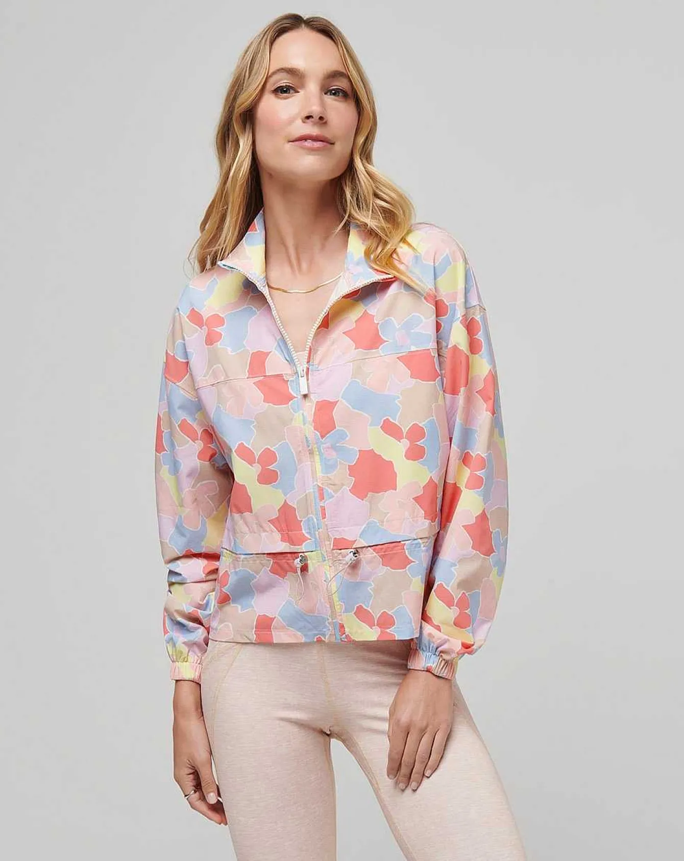 Girls Weekend Tech Woven Jacket