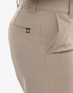 Starnes Youth Short