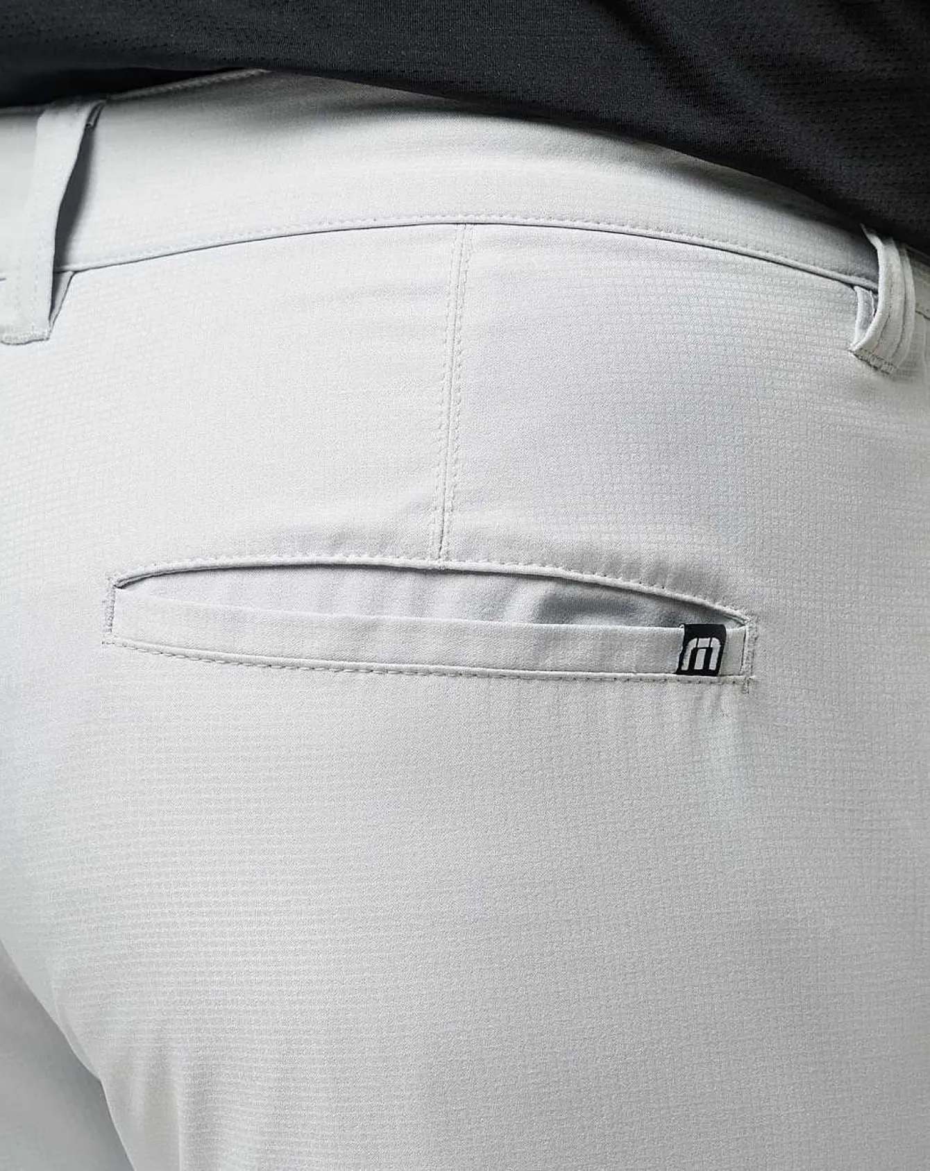 Wanderlust Short 9In